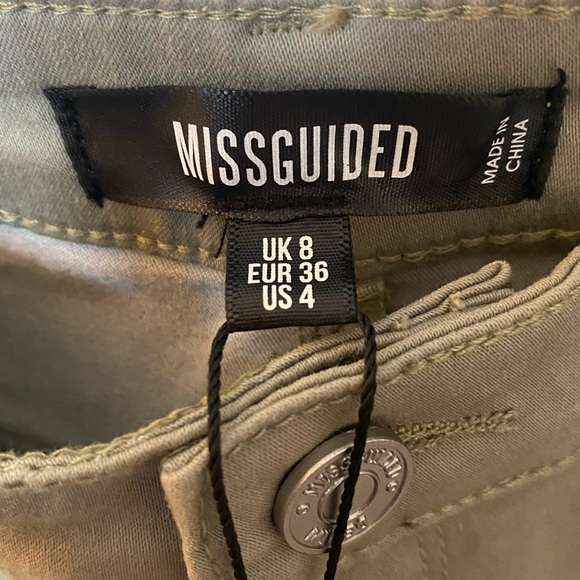 Missguided Sage Green Mini Skirt - Picture 3 of 4